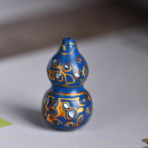 Large lacquer small gourd ornaments, pendants, handle accessories, handicrafts, colored lacquer large lacquer crafts, hand-twisted gourd pendant ornaments
