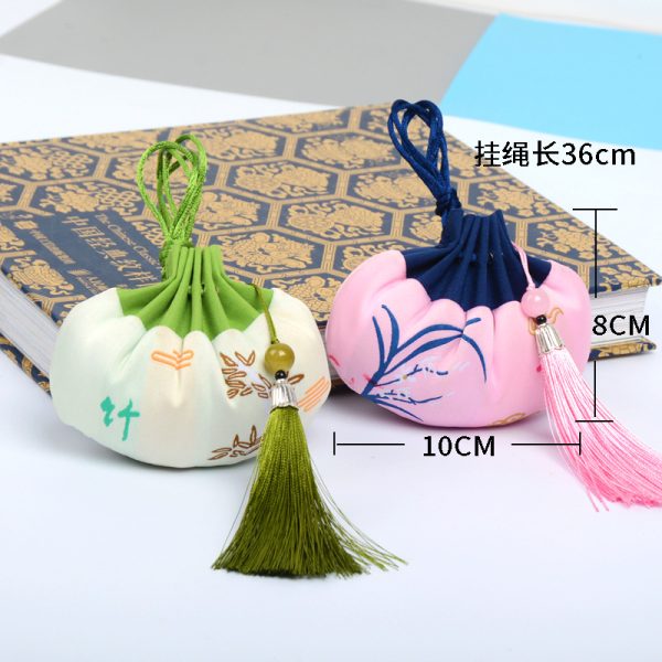 Chinese palace floral satin drawstring gift bag